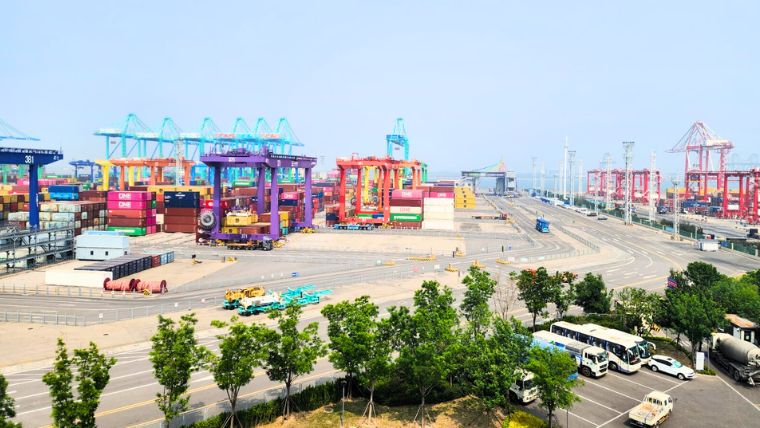 Vista do Porto de Tianjin, no sudeste de Pequim: o maior porto artificial da China continental e um dos maiores do mundo